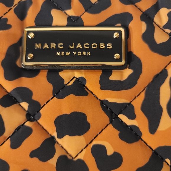 Marc Jacobs Leopard Print Quilted 13" Tablet Case - Picture 6 of 7